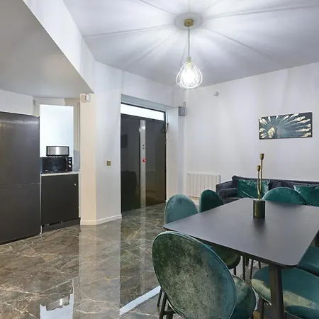 Mykeypers - Amazing Luxury Triplex 3br 8p - Arc De Triomphe Parigi